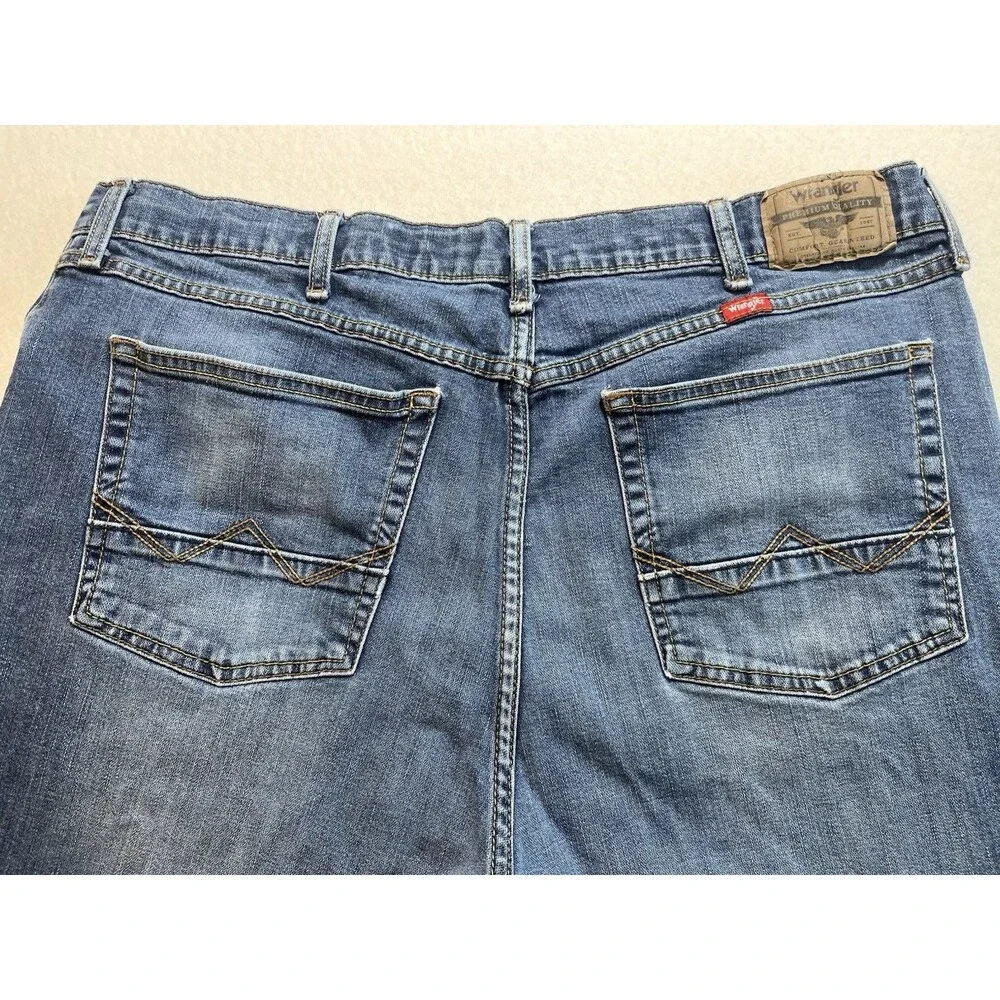 Wrangler Relaxed  Bootcut Men's Jeans 36x30